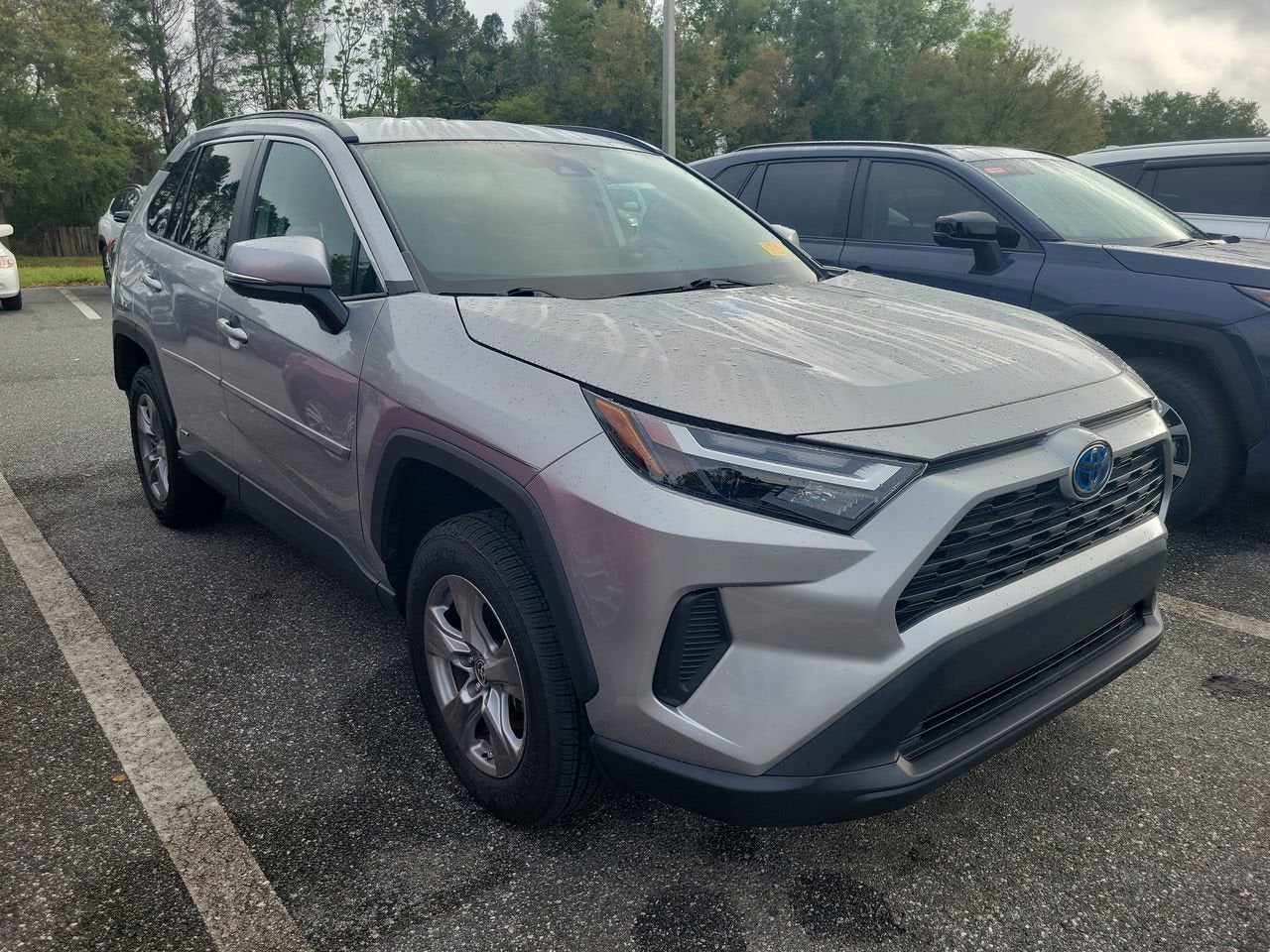 2024 Toyota RAV4 LE
