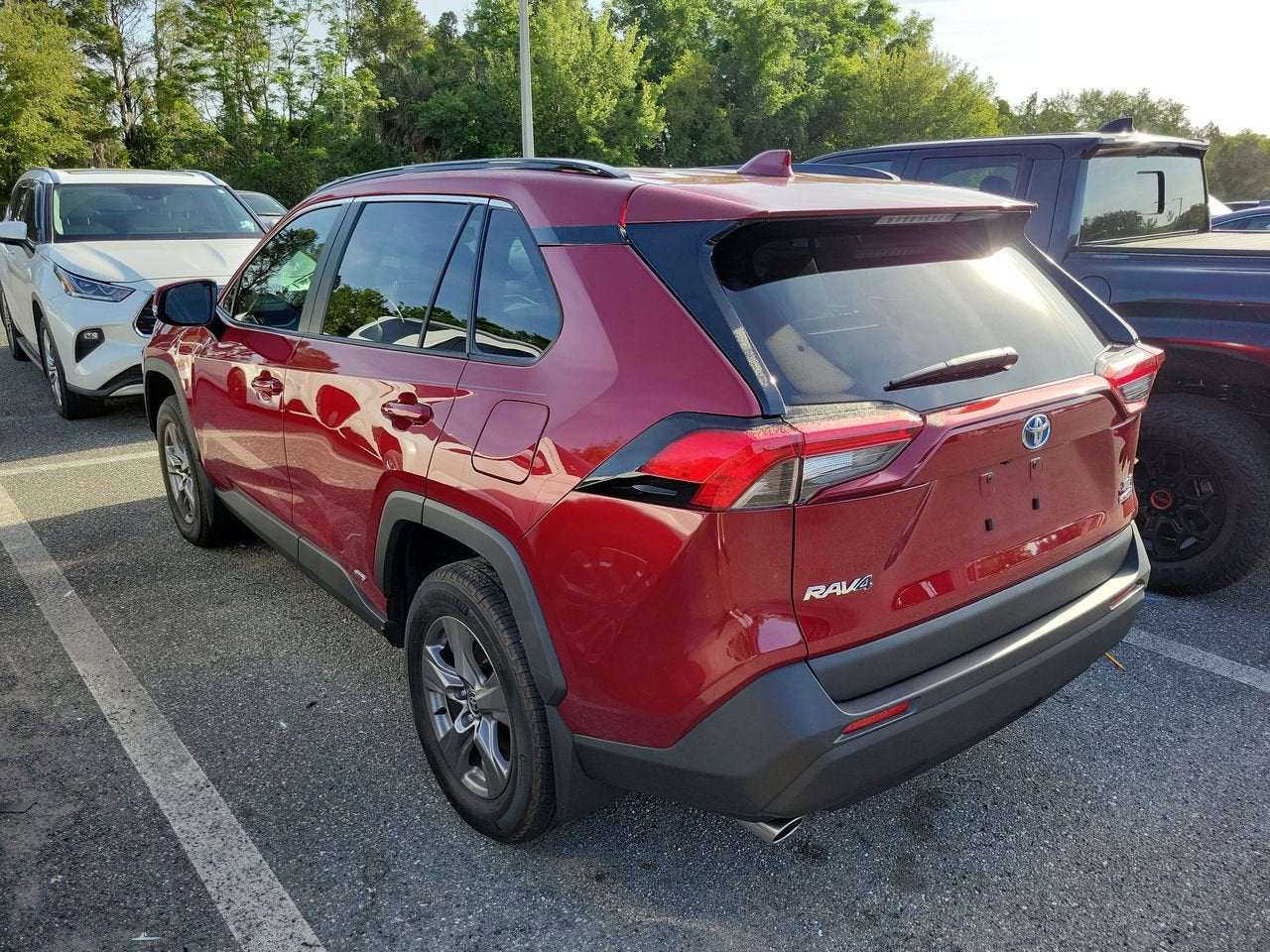 2024 Toyota RAV4 XLE