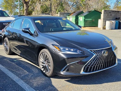 2024 Lexus ES 300h Ultra Luxury