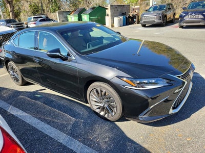 2024 Lexus ES 300h Ultra Luxury