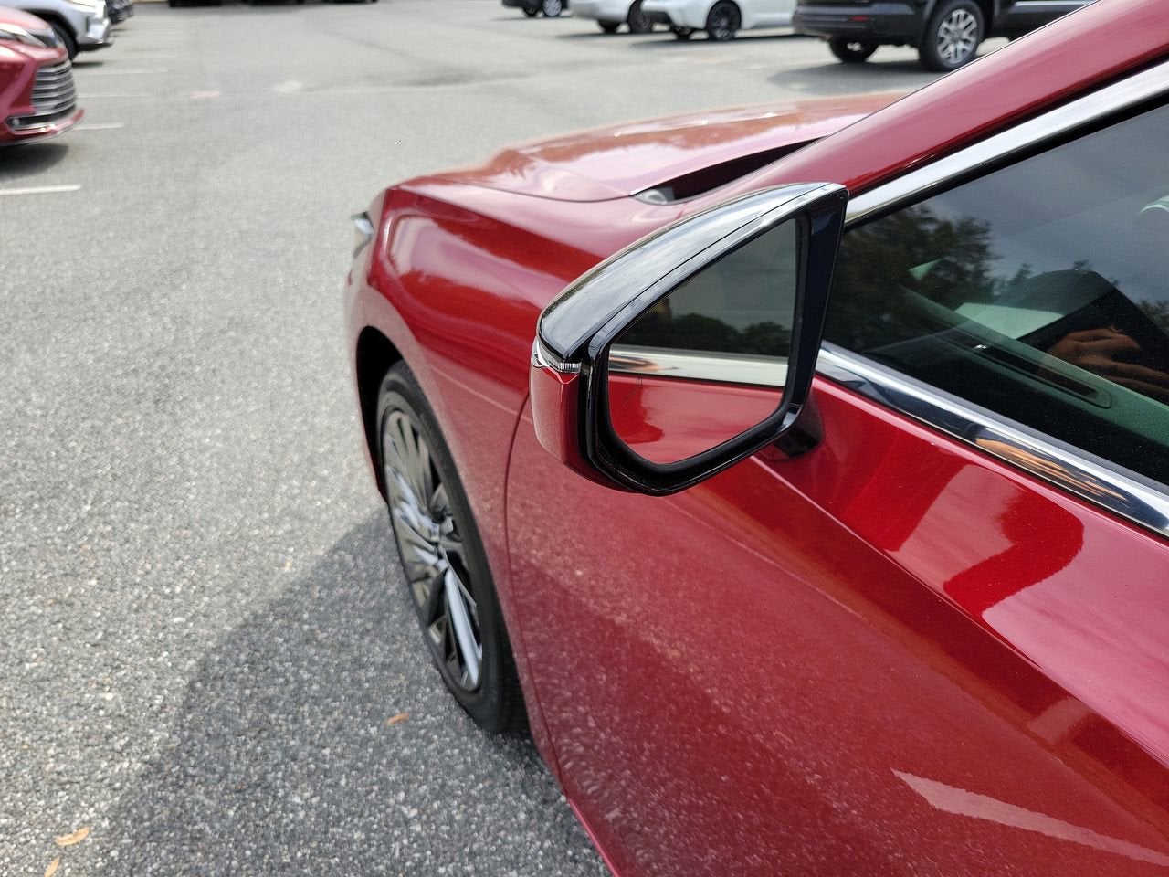 2024 Lexus ES 300h Ultra Luxury