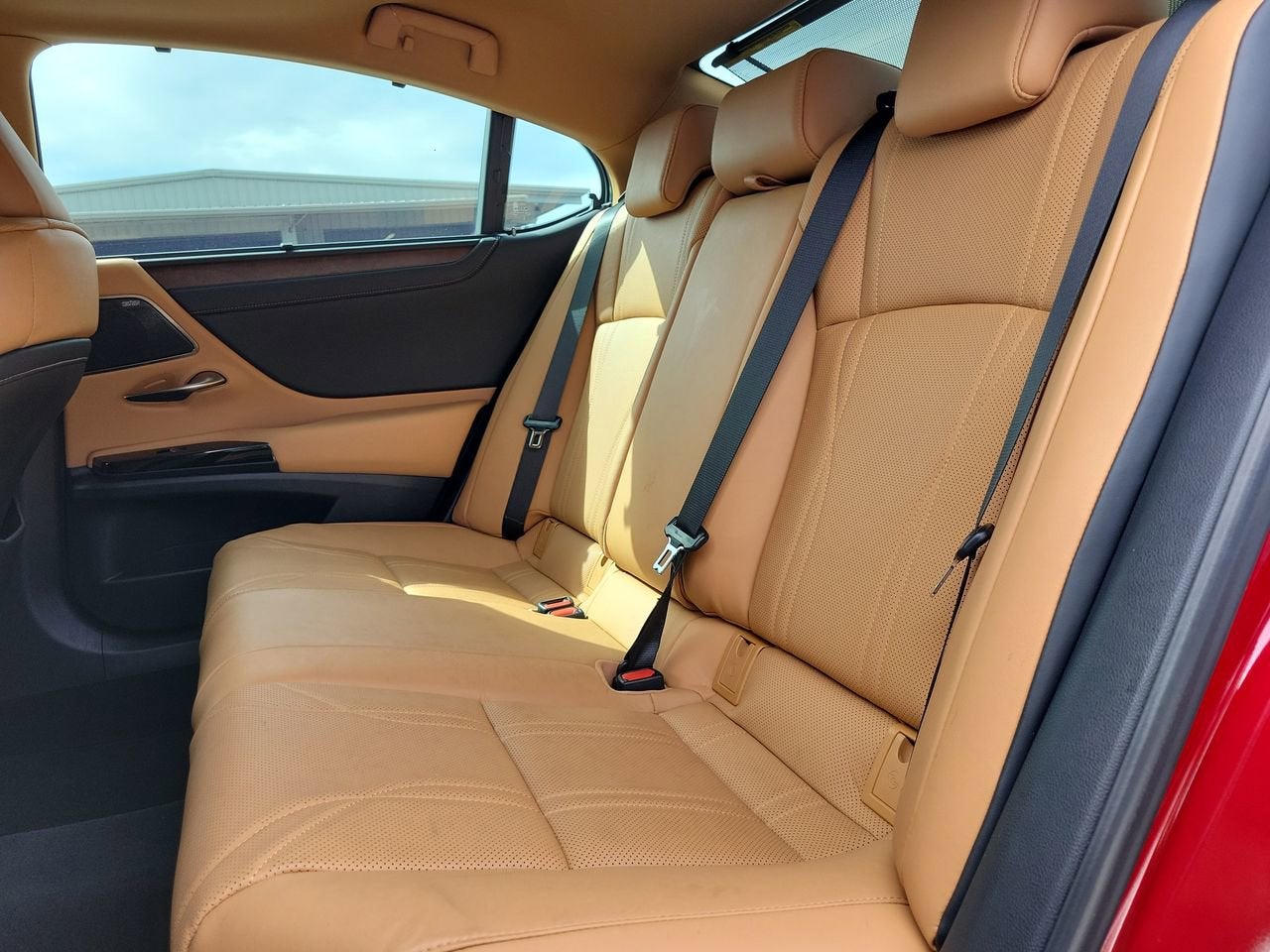 2024 Lexus ES 300h Ultra Luxury