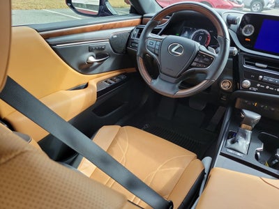 2024 Lexus ES 300h Ultra Luxury