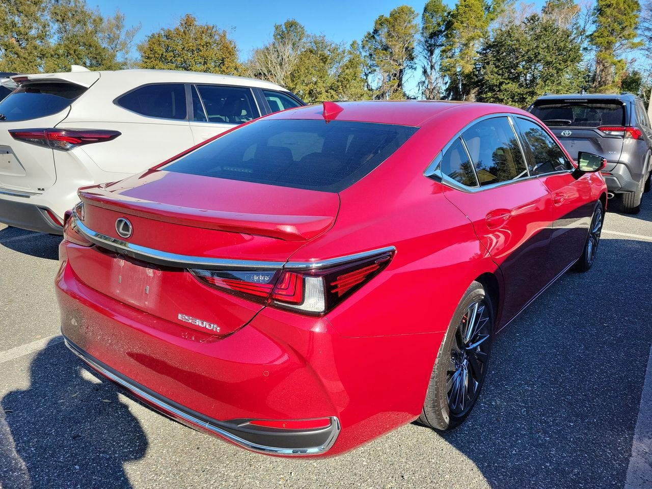 2024 Lexus ES 300h Ultra Luxury