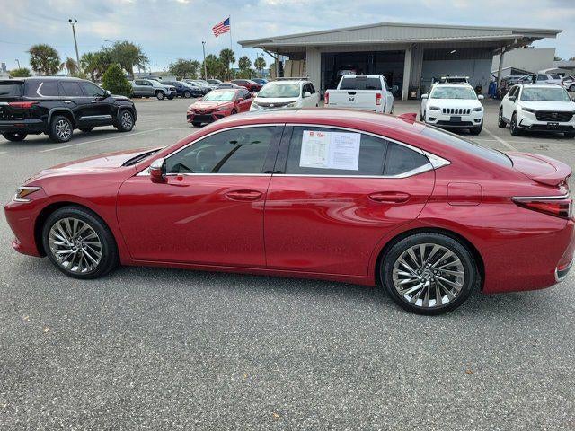 2024 Lexus ES 300h Ultra Luxury