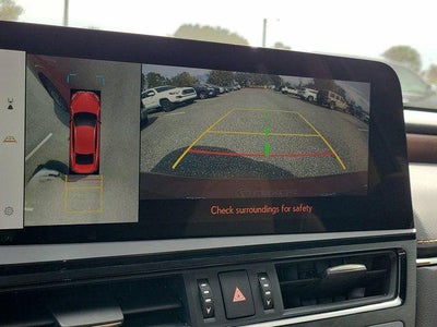 2024 Lexus ES 300h Ultra Luxury