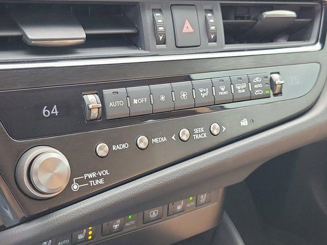 2024 Lexus ES 300h Ultra Luxury