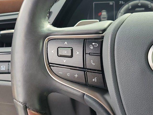 2024 Lexus ES 300h Ultra Luxury