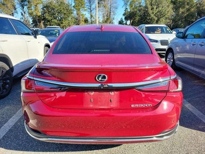 2024 Lexus ES 300h Ultra Luxury