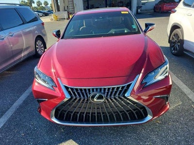2024 Lexus ES 300h Ultra Luxury
