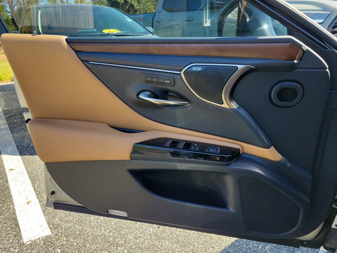 2023 Lexus ES 350 Ultra Luxury