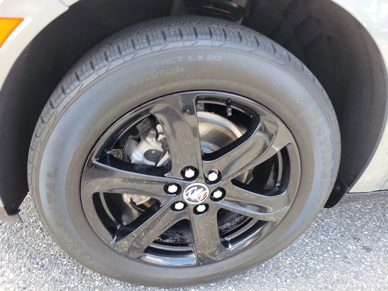 2024 Buick Enclave Essence