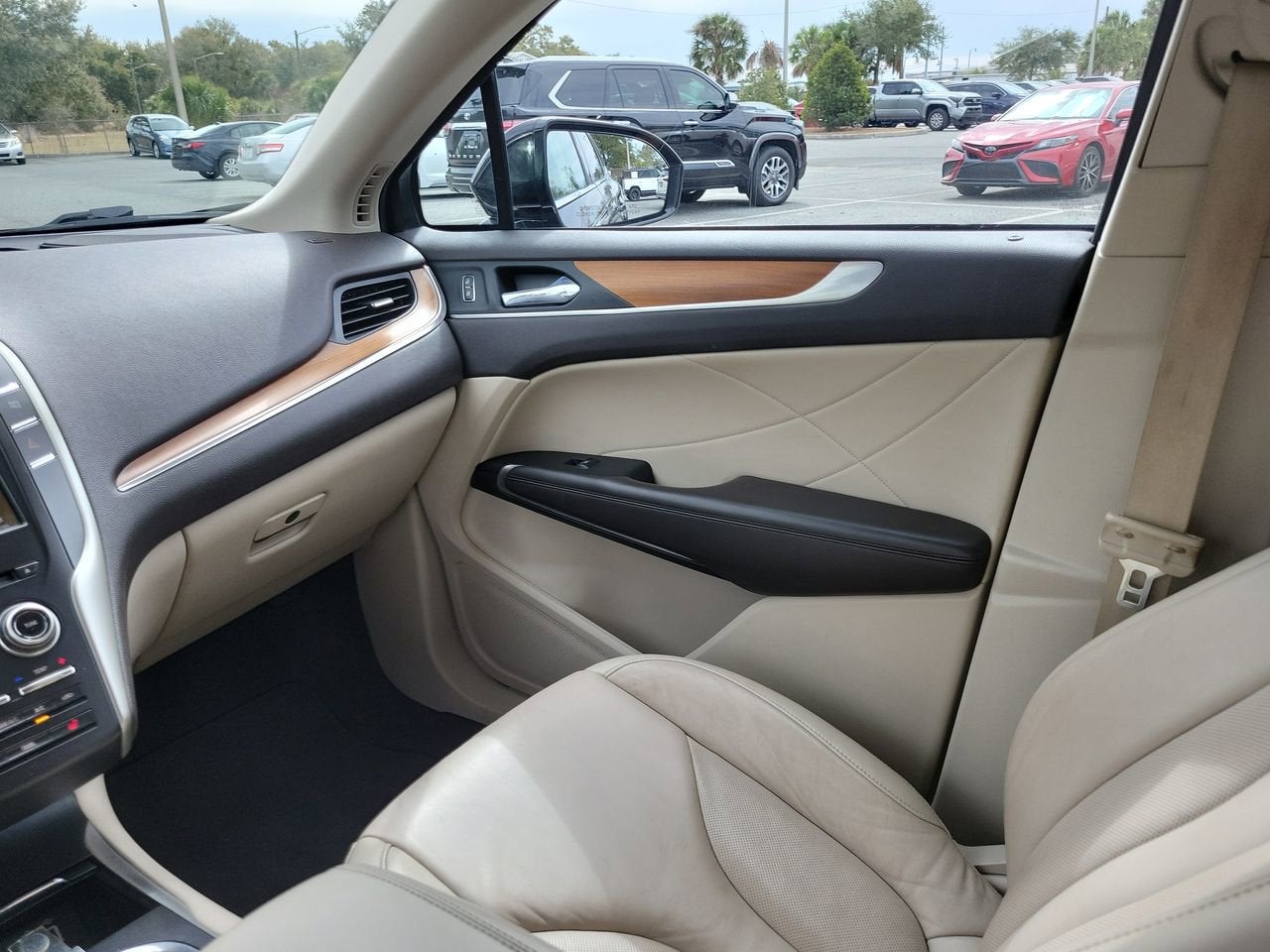 2019 Lincoln MKC Select