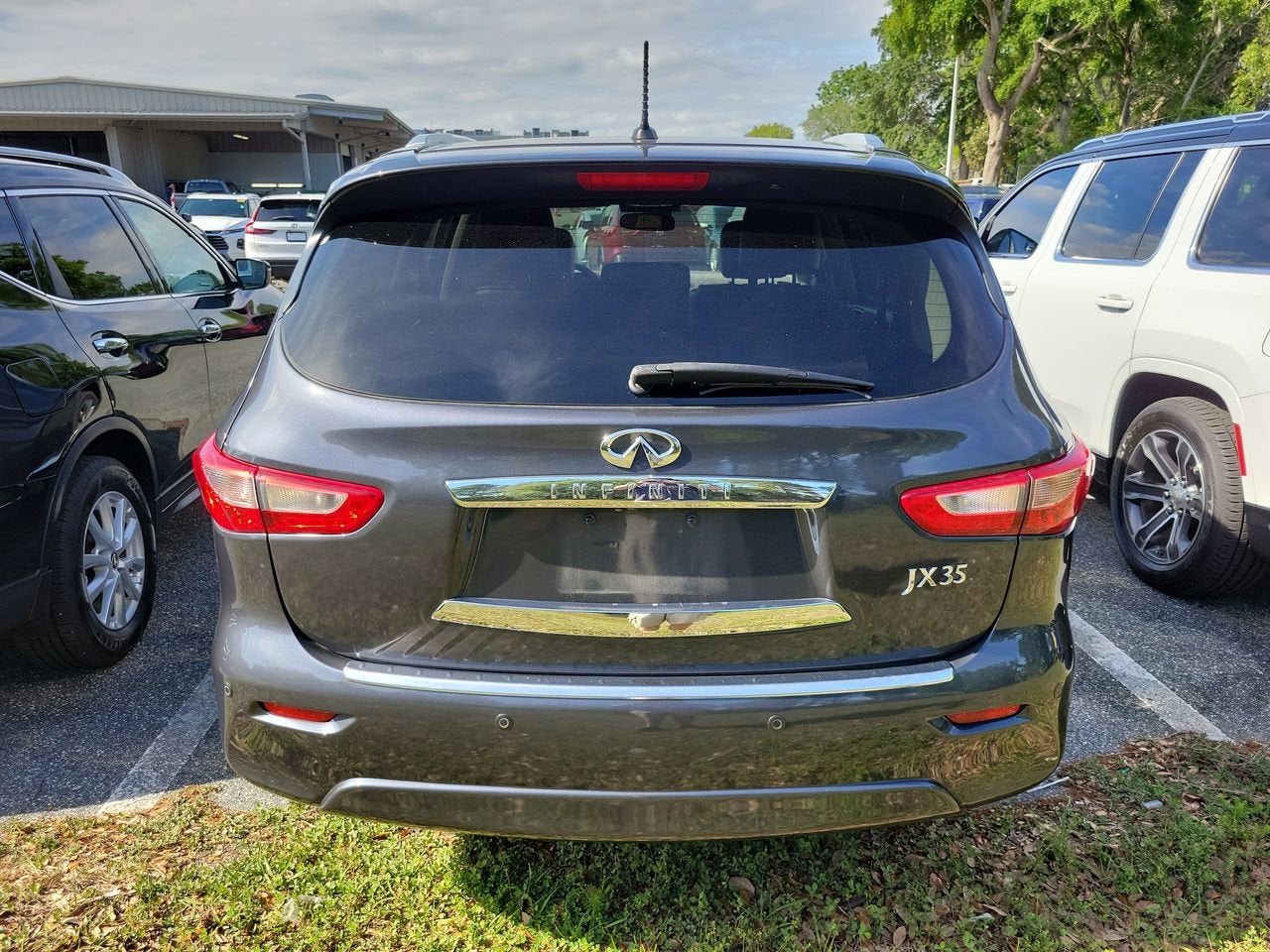 2013 INFINITI JX35 AWD 4dr