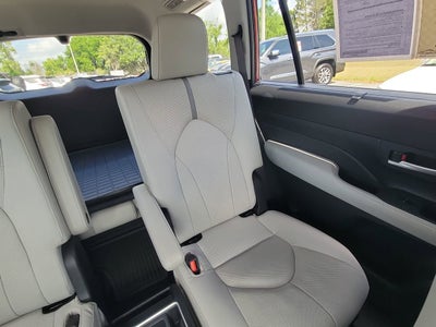 2024 Toyota Grand Highlander Platinum