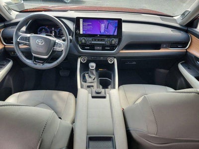 2024 Toyota Grand Highlander Platinum