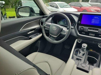 2026 Toyota Grand Highlander Hybrid XLE