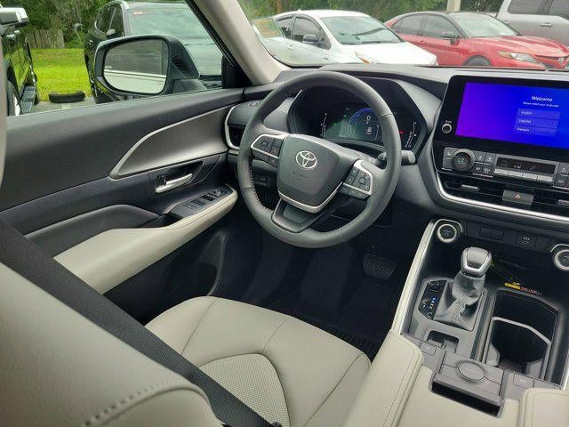 2026 Toyota Grand Highlander Hybrid XLE