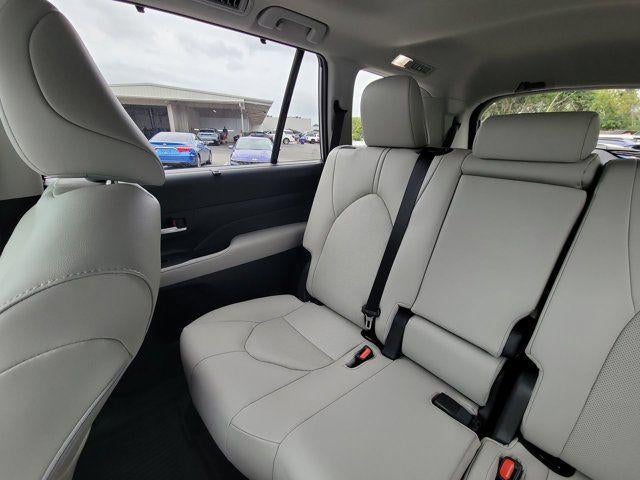 2026 Toyota Grand Highlander Hybrid XLE