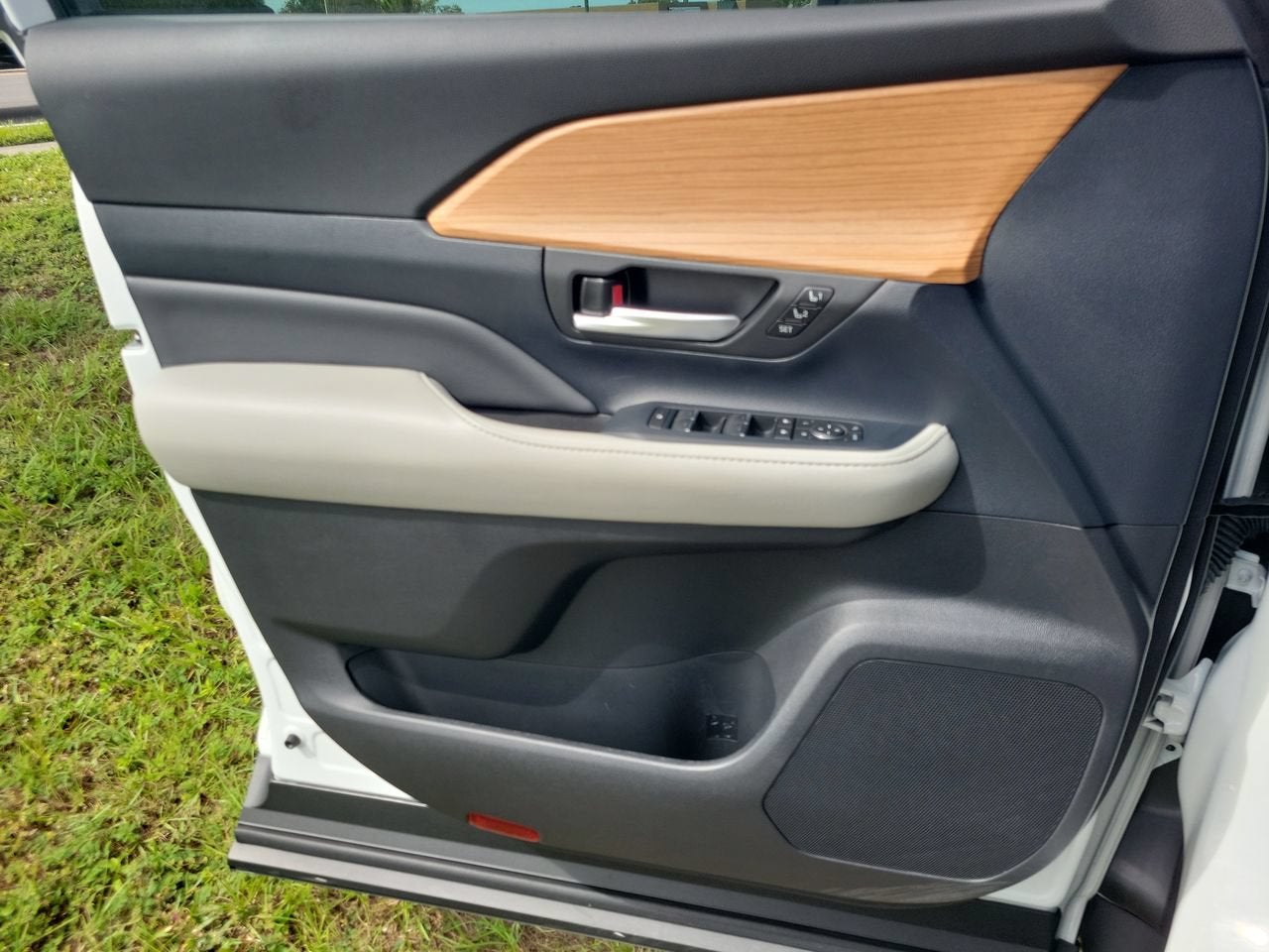 2024 Toyota Grand Highlander Hybrid Limited