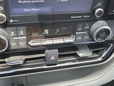 2022 Toyota Highlander Hybrid LE