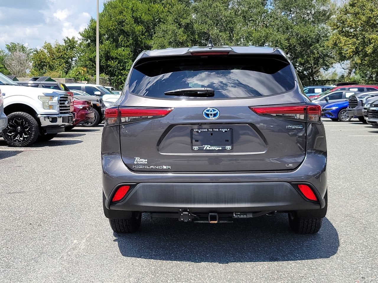 2022 Toyota Highlander Hybrid LE