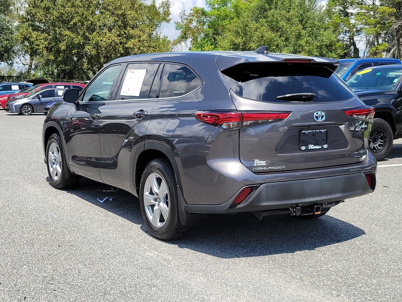 2022 Toyota Highlander Hybrid LE