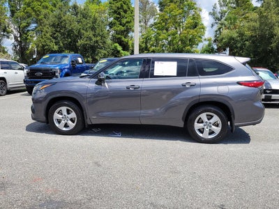 2022 Toyota Highlander Hybrid LE