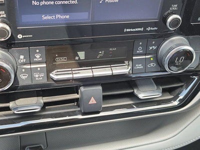 2022 Toyota Highlander Hybrid LE