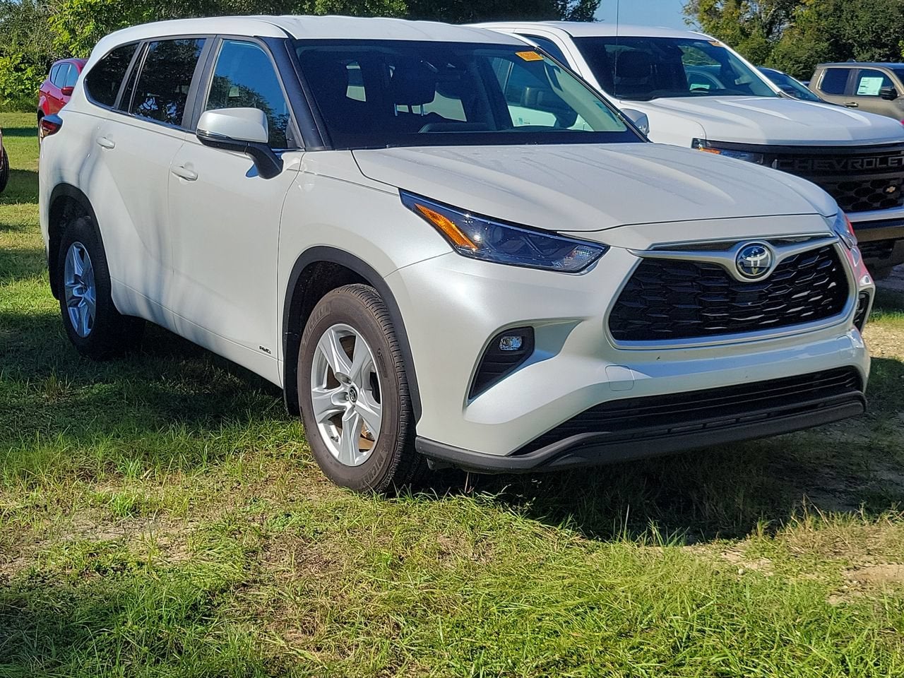 2023 Toyota Highlander Hybrid LE