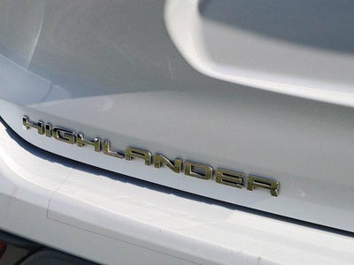 2023 Toyota Highlander Hybrid LE