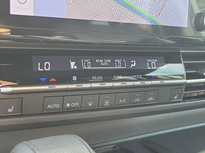 2023 Toyota Sienna Woodland Edition