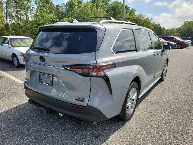 2023 Toyota Sienna Woodland Edition