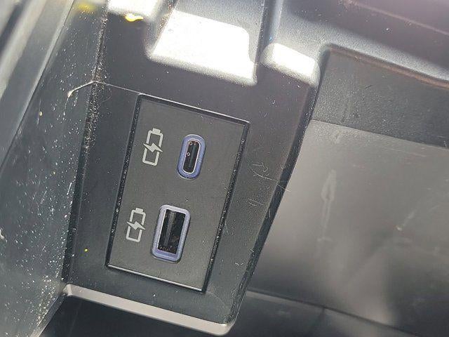 2023 Toyota Sienna Woodland Edition