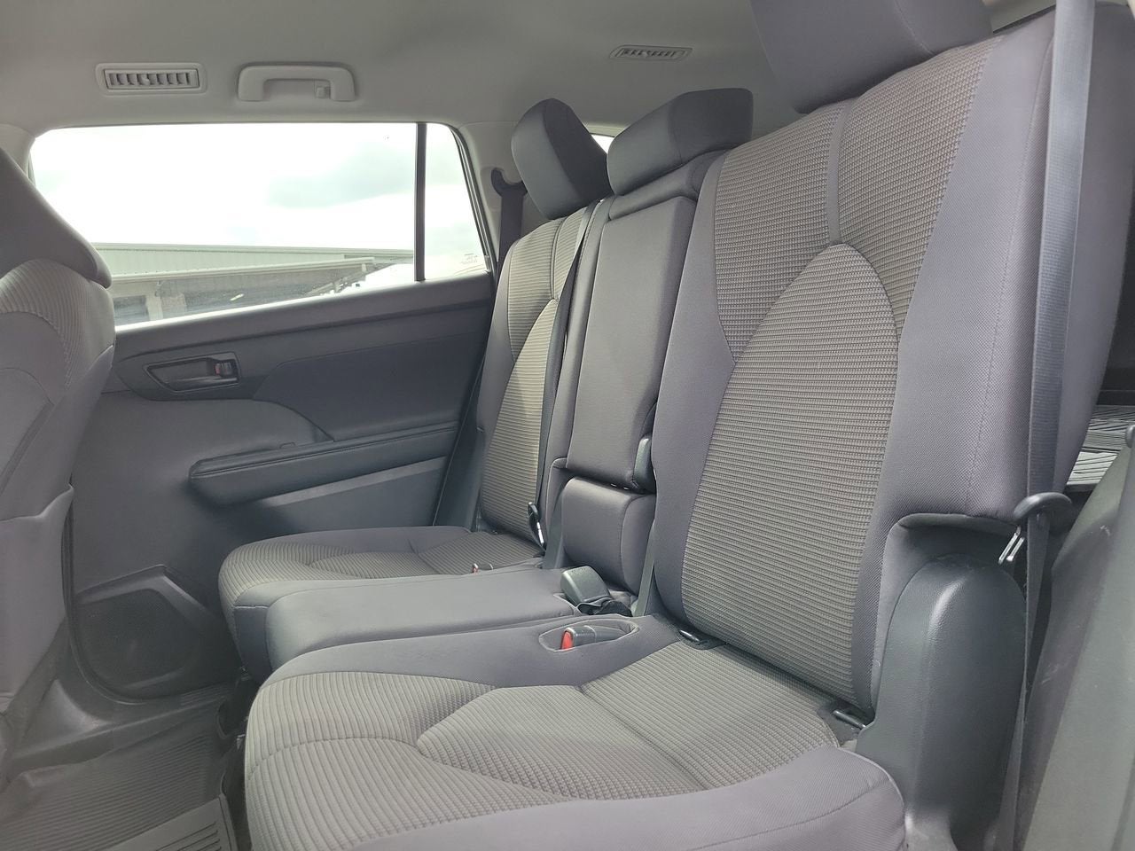 2022 Toyota Highlander L