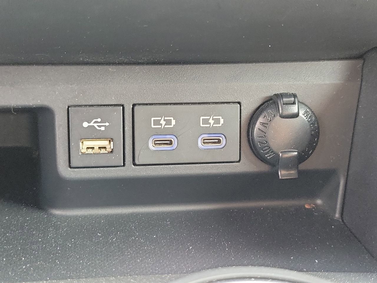 2022 Toyota Highlander L