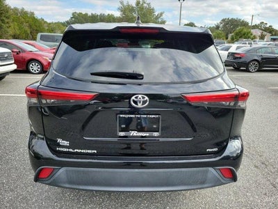 2022 Toyota Highlander L