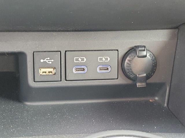 2022 Toyota Highlander L