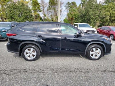 2022 Toyota Highlander L