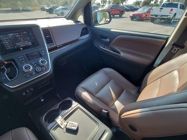 2015 Toyota Sienna Limited