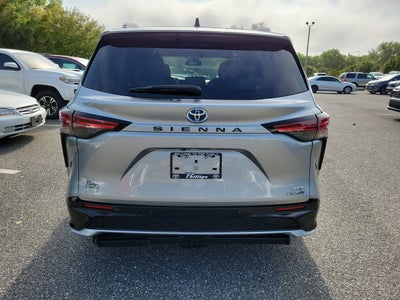 2024 Toyota Sienna XSE