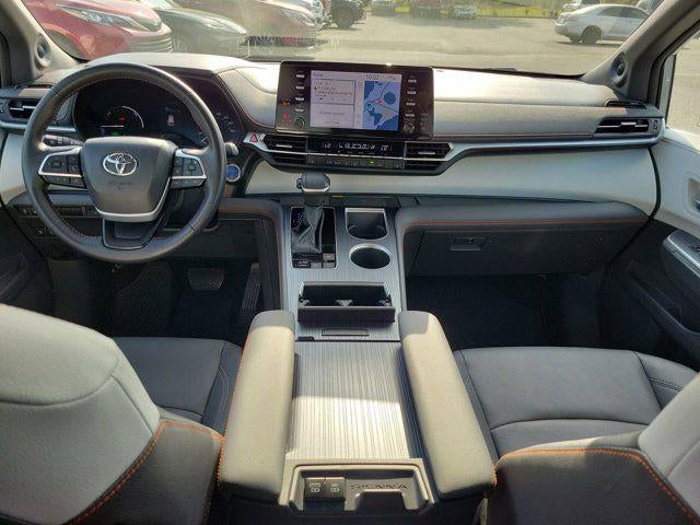 2024 Toyota Sienna XSE