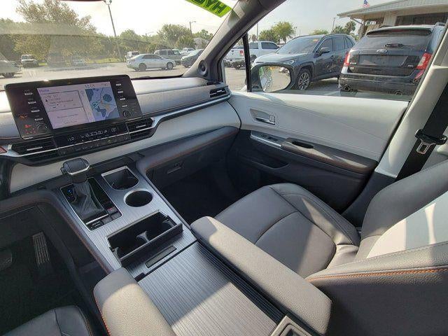 2024 Toyota Sienna XSE