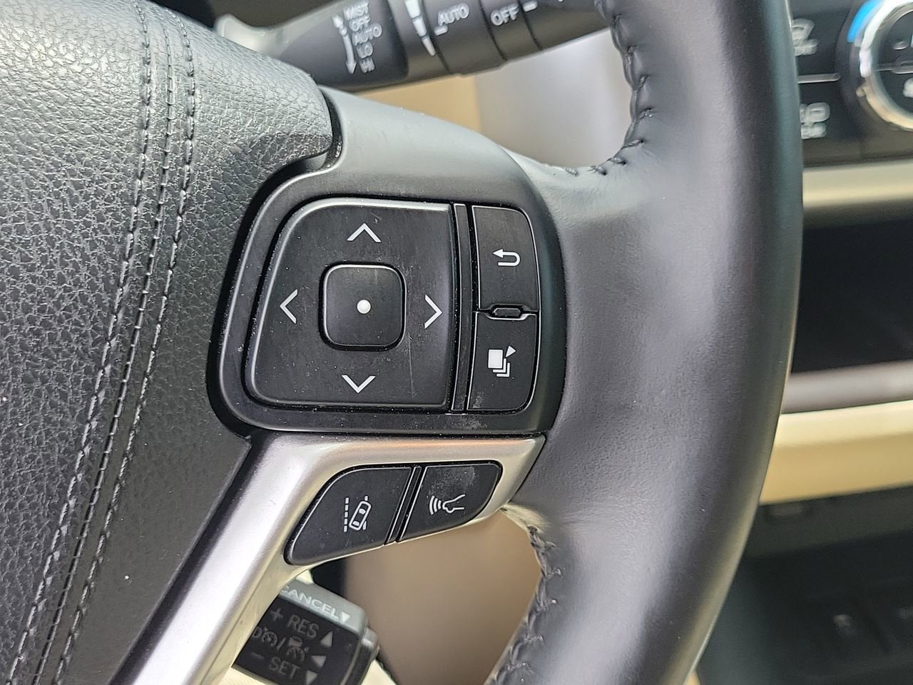 2017 Toyota Highlander Limited Platinum