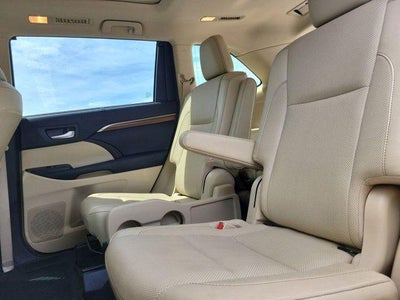 2017 Toyota Highlander Limited Platinum