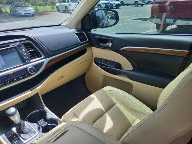 2017 Toyota Highlander Limited Platinum