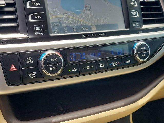 2017 Toyota Highlander Limited Platinum