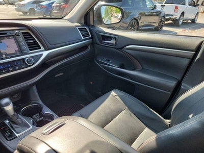 2018 Toyota Highlander Limited Platinum