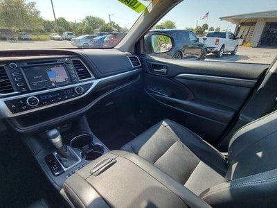 2018 Toyota Highlander Limited Platinum