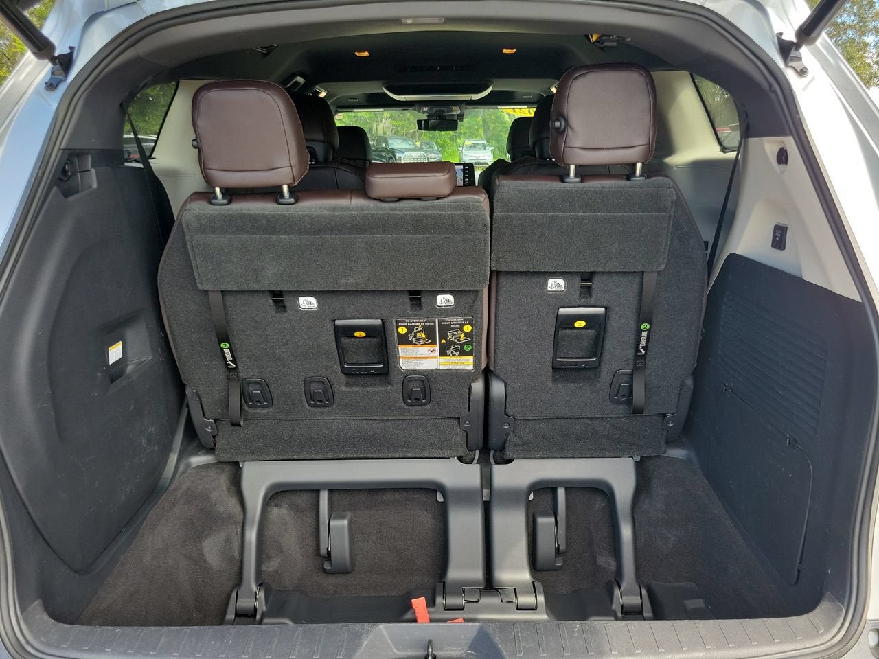 2021 Toyota Sienna Platinum